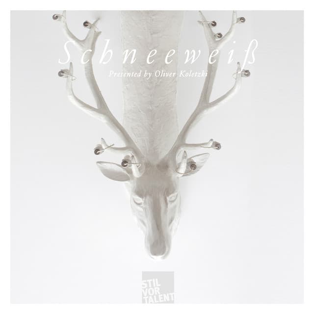 Cover Image of release - Schneeweiss Presented by Oliver Koletzki