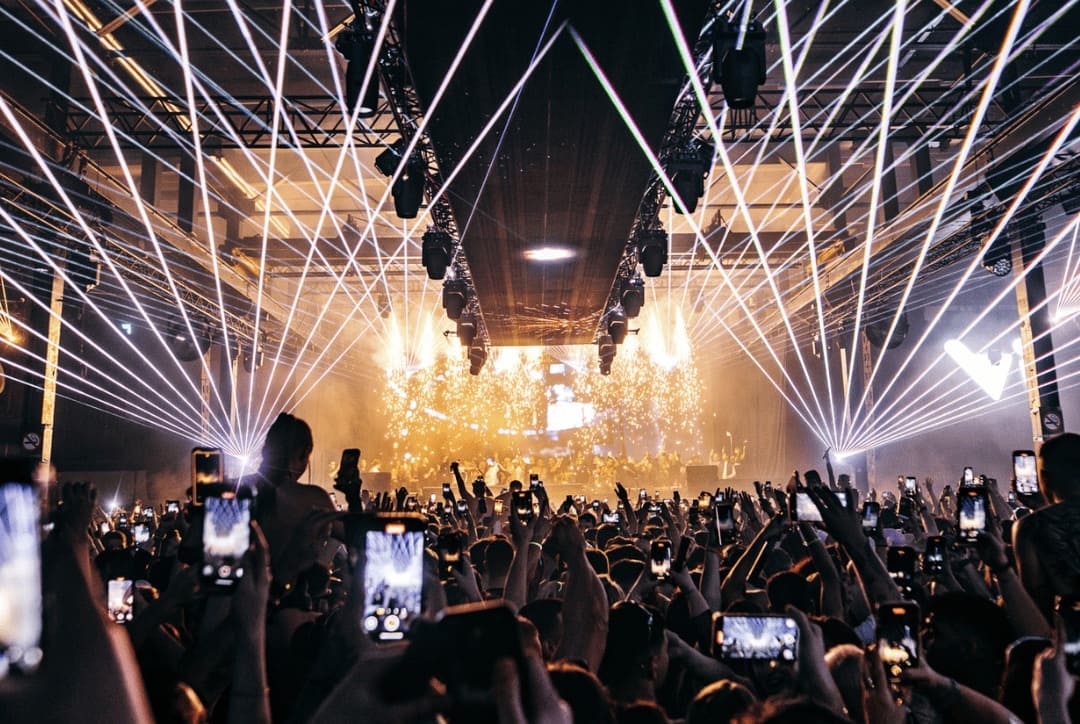 VERKNIPT NYE Eindhoven cover image