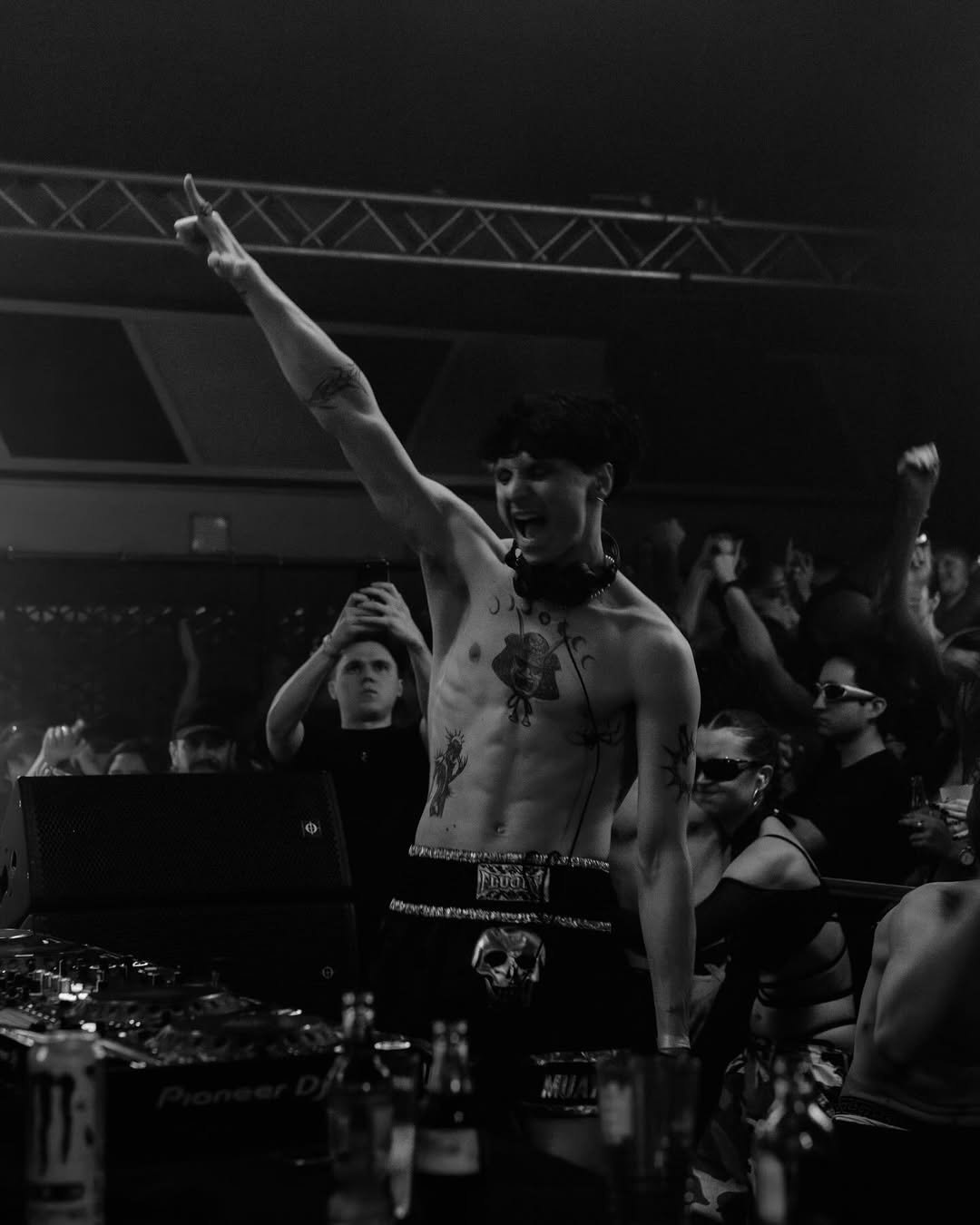 NEON pres. FANTASM ALL NIGHT LONG cover image