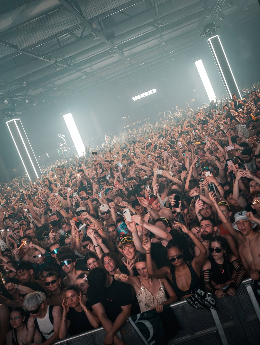 Welcome Back Devil XXL – Paris cover image