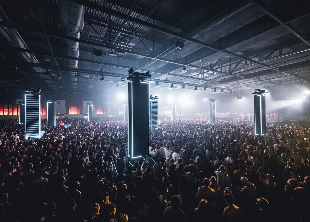 Sonora Bordeaux : Halloween Xxl cover image