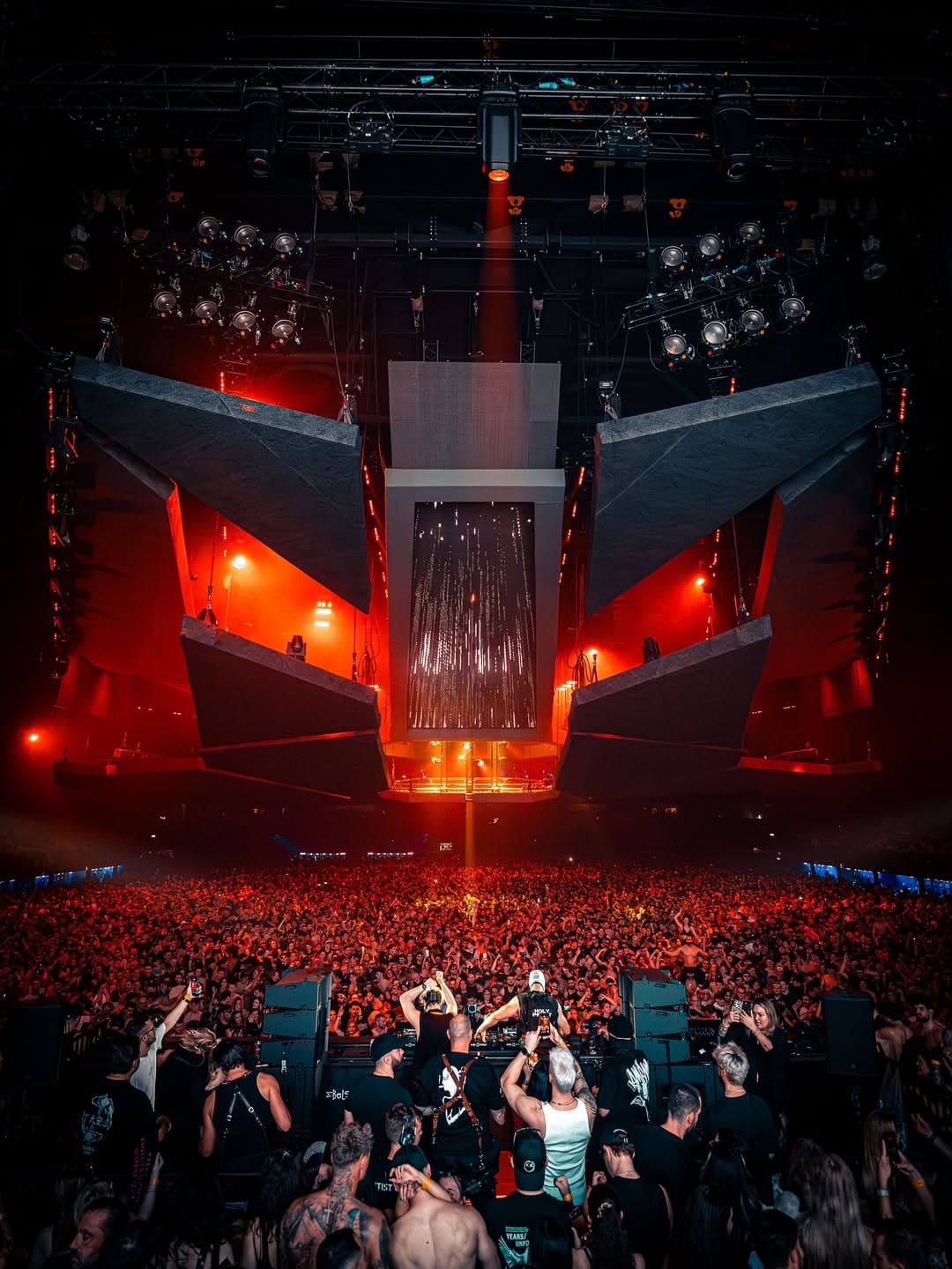 Rave Rebels XXL Weekender